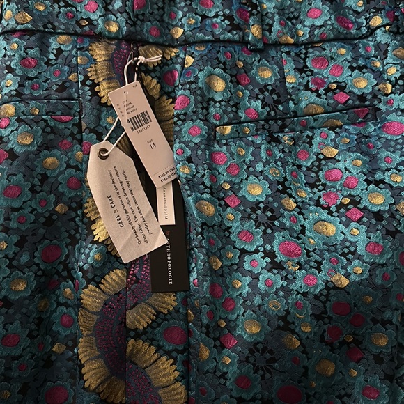 Anthropologie: The Essential Slim Straight Pants in Brocade Print 💎 - Picture 8 of 9